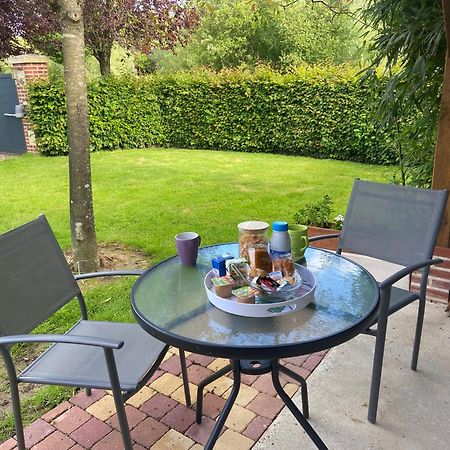Simple Et Sympa Bed & Breakfast Vibeuf Exterior foto